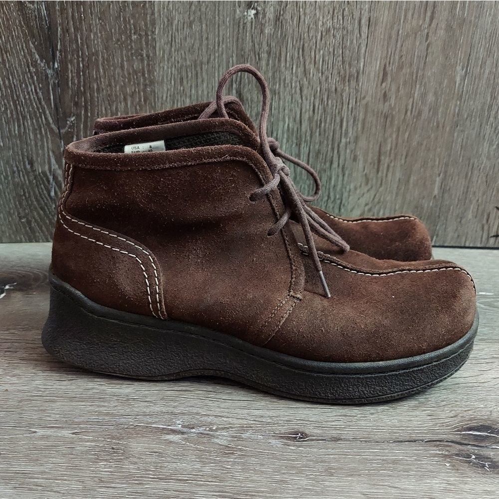 Lower East Side Vintage 90s Brown Suede Chunky Lace Up Ankle Booties Size 8.5